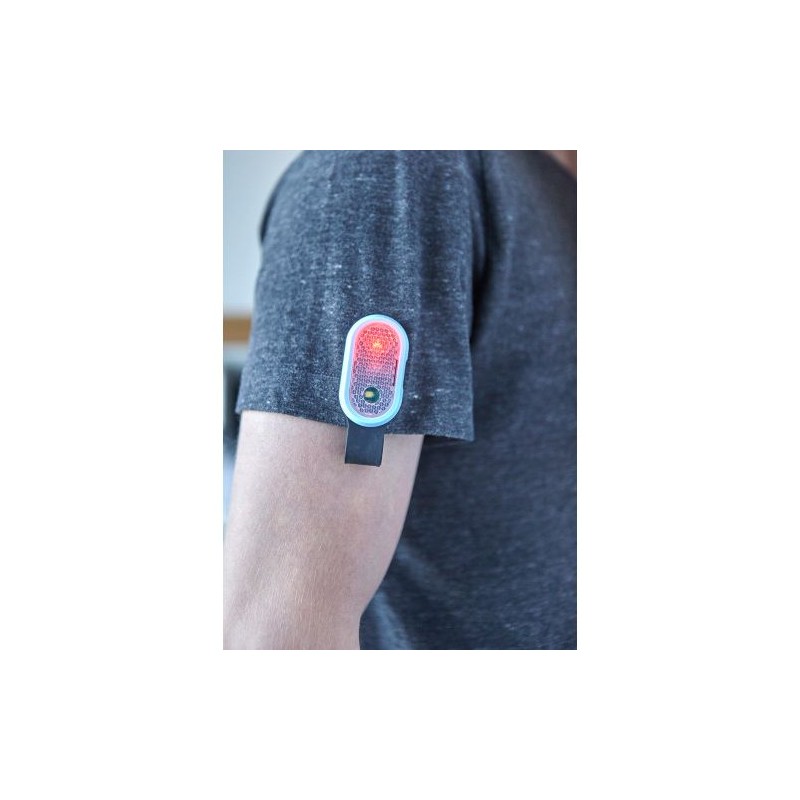 Réflecteur LED Économique Personnalisé pour Sécurité et Signalisation - Ofelia Matières : silicone Couleurs : noir cadeau collab