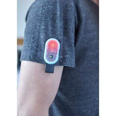 Réflecteur LED Économique Personnalisé pour Sécurité et Signalisation - Ofelia Matières : silicone Couleurs : noir cadeau collab