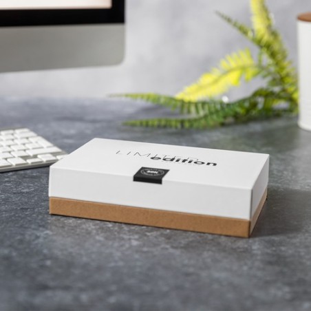 Chargeur Éco-responsable Personnalisé Édition Limitée pas cher - Buisson Matières : ABS Couleurs : blanc livraison express 24h 4
