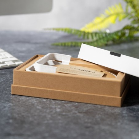 Chargeur Éco-responsable Personnalisé Édition Limitée pas cher - Buisson Matières : ABS Couleurs : blanc cadeau collaborateur pr