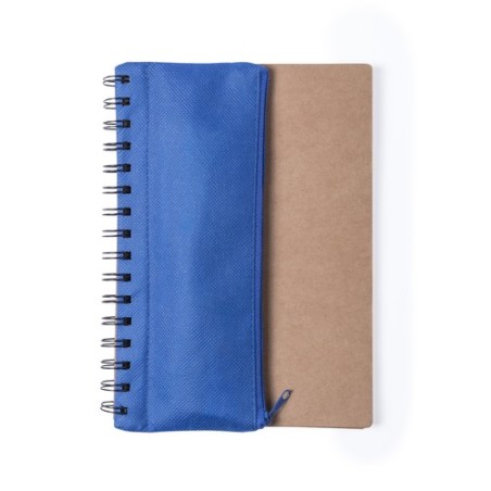 Cahier Éco-responsable et Pratique Personnalisé Mosku Matières : carton recyclé Couleurs : bleu personnalisable avec votre logo