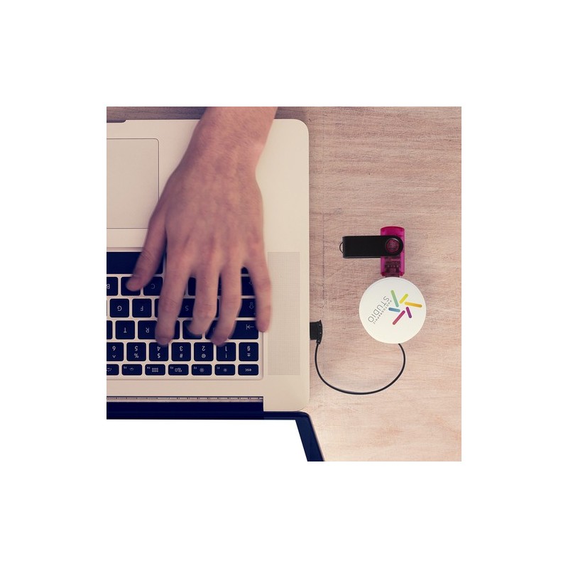 Hub USB Personnalisé High-Tech - Niyel pas cher Couleurs : bleu cadeau collaborateur premium