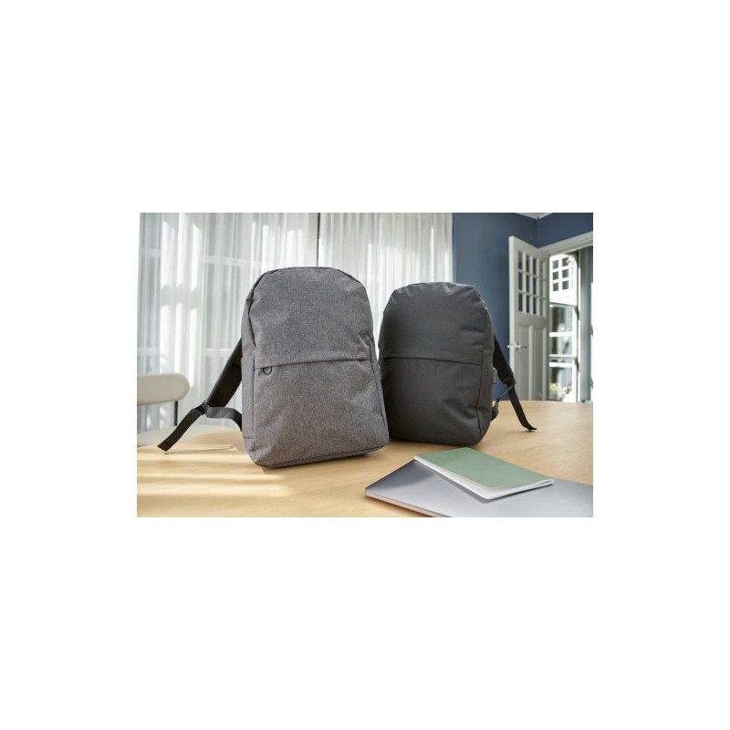 Sac à dos  porte-ordinateur personnalisé en rPET - Henrik Matières : polyester Couleurs : noir goodies publicitaire événementiel