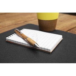 Stylo bille  en bambou personnalisé Carson Matières : bambou Couleurs : brun marquage laser ultra précis