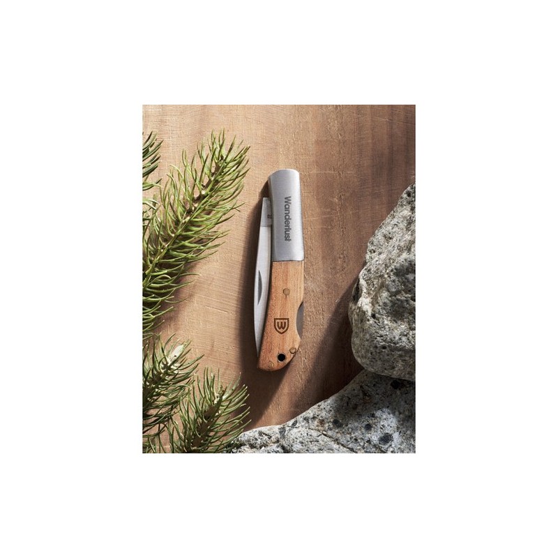 Couteau pliable unique en acacia - SKARP Matières : acier inoxydable Couleurs : bois impression haute définition