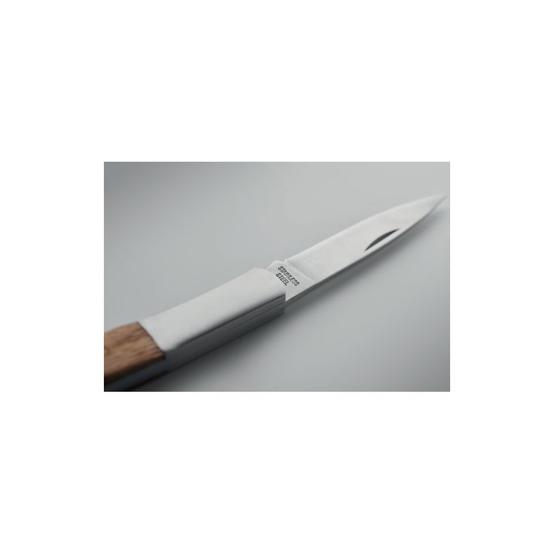 Couteau pliable unique en acacia - SKARP Matières : acier inoxydable Couleurs : bois personnalisation rapide en France