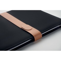 Conférencier A4  et personnalisé en RPET Matières : PET recyclé Couleurs : noir objet promotionnel éco-responsable