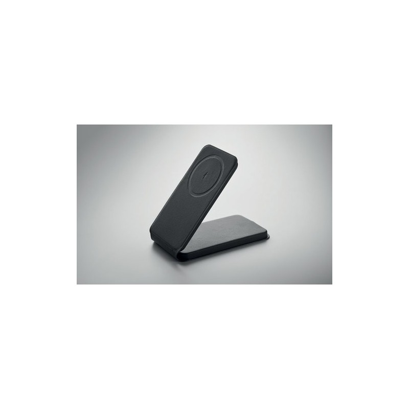 Chargeur magnétique  et efficace 15W - FAWTT Matières : PET recyclé Couleurs : noir marquage laser ultra précis