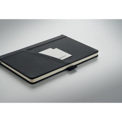 Carnet A5  en PU avec pochette - CINCO MO2285 Matières : papier recyclé Couleurs : noir objet promo petit budget