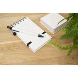 Carnet à spirale  A6 en carton recyclé - Martha Matières : carton Couleurs : blanc livraison express 24h 48h