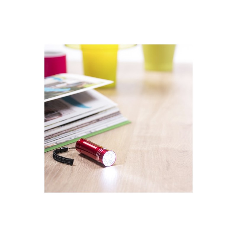 Lampe Poche LED Personnalisable Éco-responsable - Lampe Conny Matières : aluminium Couleurs : vert objet promo petit budget