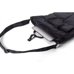 Sacoche personnalisée porte-ordinateur en polyester 900D Dean Matières : polyester Couleurs : noir goodies publicitaire événemen