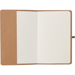 Carnet A5 personnalisé en papier kraft - Johanna Matières : caoutchouc Couleurs : brun objet promotionnel éco-responsable