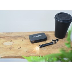 Torche Aluminium Personnalisée Idéale pour Offrir - Maglite Ottomar Matières : métal Couleurs : rouge accessoire événementiel un