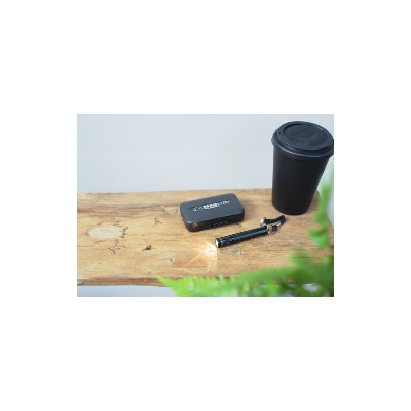 Torche Aluminium Personnalisée Idéale pour Offrir - Maglite Ottomar Matières : métal Couleurs : noir goodies entreprise design