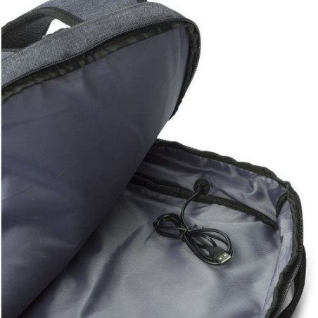 Sac à dos personnalisé porte-ordinateur en PVC avec USB Romy Matières : PVC Couleurs : noir objet promotionnel éco-responsable
