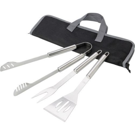 Set de barbecue  dans une pochette personnalisée - Priscilla Matières : non tissé Couleurs : argenté impression haute définition