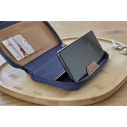 Pochette de voyage  en rPET - Susanne Matières : nylon Couleurs : noir cadeau collaborateur premium