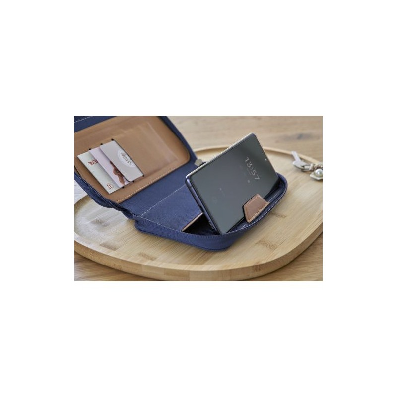 Pochette de voyage  en rPET - Susanne Matières : nylon Couleurs : noir cadeau collaborateur premium
