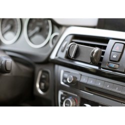 Support de téléphone  en ABS pour auto Clayton Matières : plastique Couleurs : noir goodies publicitaire événementiel