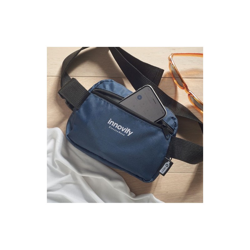 Sac banane  en polyester 300D personnalisée TOSHI Matières : PET recyclé Couleurs : bleu objet promotionnel éco-responsable