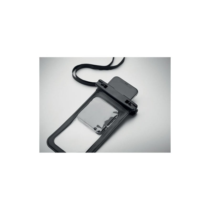 Pochette étanche personnalisée pour smartphone - SMAG Matières : PVC Couleurs : noir marquage laser ultra précis