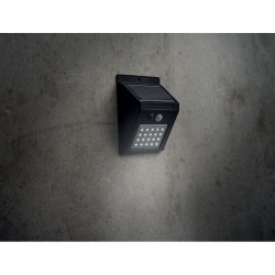 Lampe solaire personnalisée à diodes - MOTI Matières : polypropylène (PP) Couleurs : noir marquage laser ultra précis