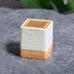 Haut-Parleur Éco-responsable Personnalisé pas cher Dorkin Matières : bois goodies publicitaire événementiel