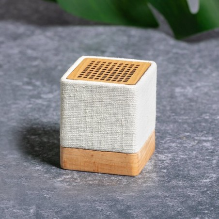 Haut-Parleur Éco-responsable Personnalisé pas cher Dorkin Matières : bois goodies publicitaire événementiel