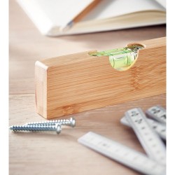 Niveau à bulle et décapsuleur personnalisé pratique SPIREN Matières : bambou Couleurs : bois livraison express 24h 48h