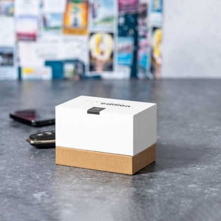 Support Chargeur Personnalisé Édition Limitée Yango Matières : ABS Couleurs : blanc personnalisation rapide en France