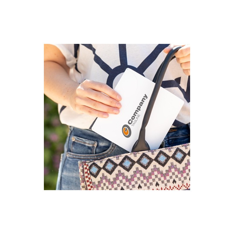 Stylo Glacé 4 Couleurs Publicitaire avec Lanyard Personnalisé BIC® Matières : polypropylène (PP) Couleurs : blanc cadeau entrepr