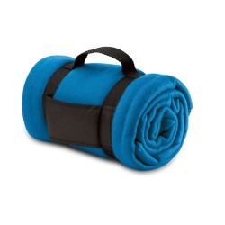 Couverture polaire personnalisée confortable et stylée STAVENGER Matières : PET Couleurs : bleu royal personnalisable avec votre