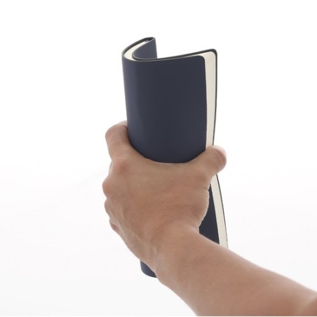 Bloc-notes personnalisé pas cher Lazox Couleurs : bleu marine Matières : PU recyclé accessoire événementiel unique