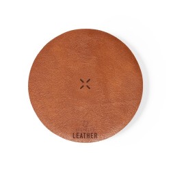 Chargeur sans fil Éco-responsable et Pratique 15W Personnalisé Sarkul RCS Matières : cuir recyclé Couleurs : marron