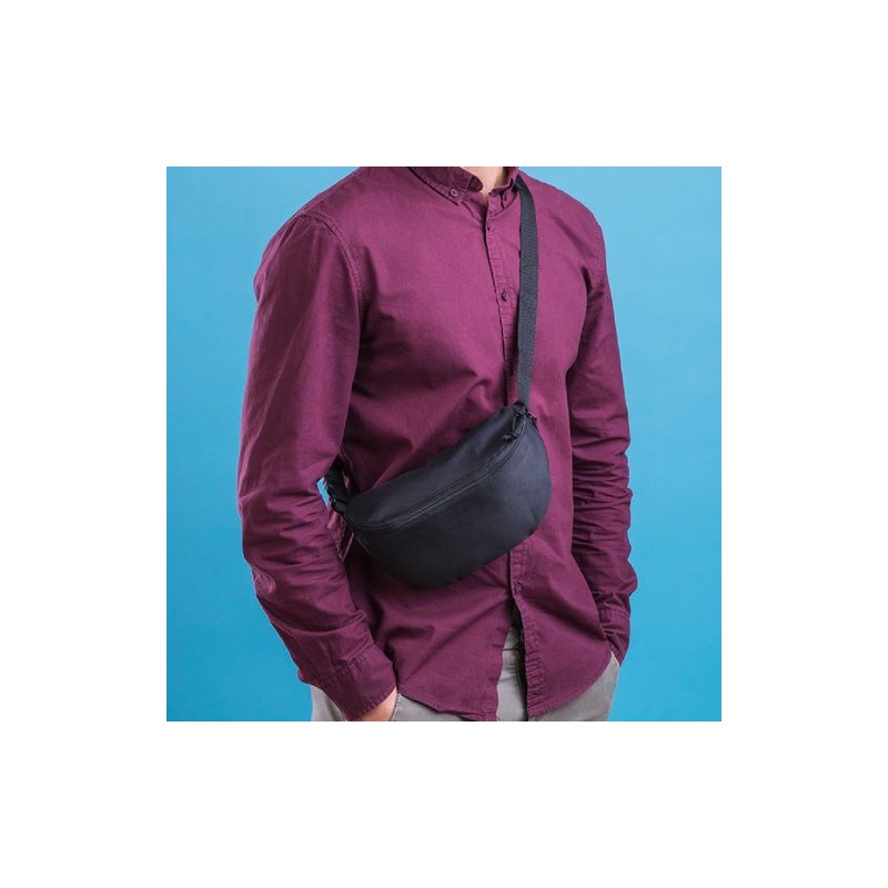 Sac Banane Personnalisé Élégant et Polyvalent Zunder - pas cher Matières : polyester Couleurs : rouge objet promotionnel éco-res