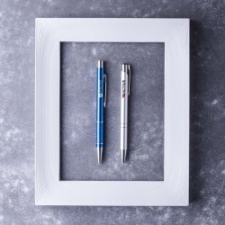 Stylo Bille Personnalisé Trocum Matières : aluminium Couleurs : bleu marquage couleur éclatante