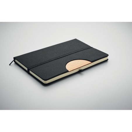 Carnet A5 Éco-responsable et Personnalisé 80 pages lignées RPET BLAMA Matières : papier Couleurs : noir goodies publicitaire évé