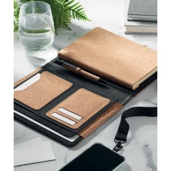 Conférencier A5 Éco-responsable en Liège - ORIGIN Pratique et Personnalisé Matières : liège Couleurs : beige marquage laser ultr