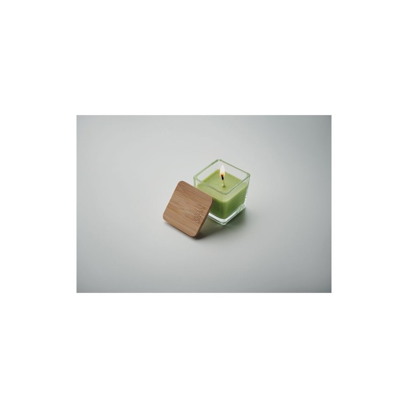 Bougie parfumée carrée 50gr personnalisée idéale pour décorer PILA Matières : verre Couleurs : vert citron objet publicitaire ro