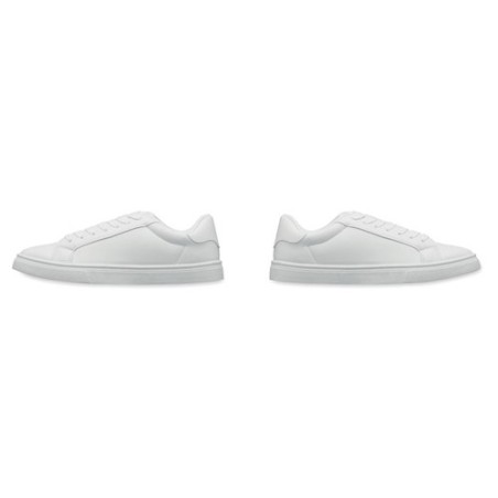 Baskets Personnalisées en PU Taille 47 - BLANCOS Matières : PU Couleurs : blanc cadeau client original