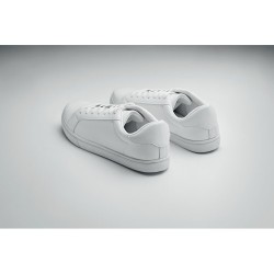 Baskets Éco-responsables en PU Taille 46 Confort et Style Blancos Matières : PU Couleurs : blanc cadeau collaborateur premium