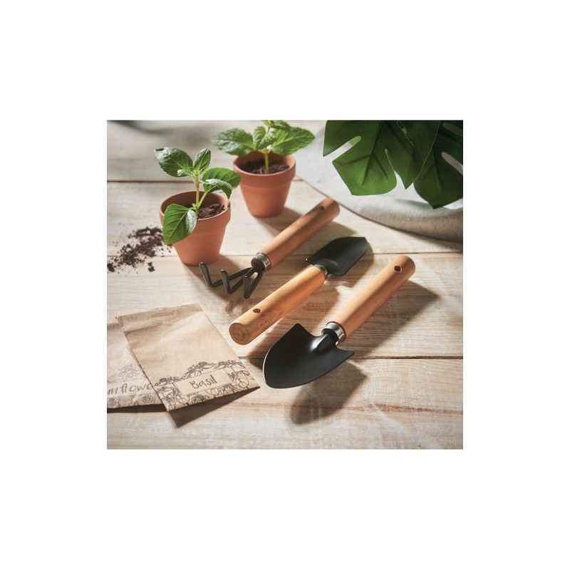 Ensemble Pratique d'Outils de Jardinage Personnalisés GRASS Matières : PET recyclé Couleurs : noir impression haute définition