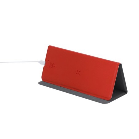 Tapis de souris et chargeur personnalisés pas cher - Dangox Matières : suédine Couleurs : noir goodies entreprise design