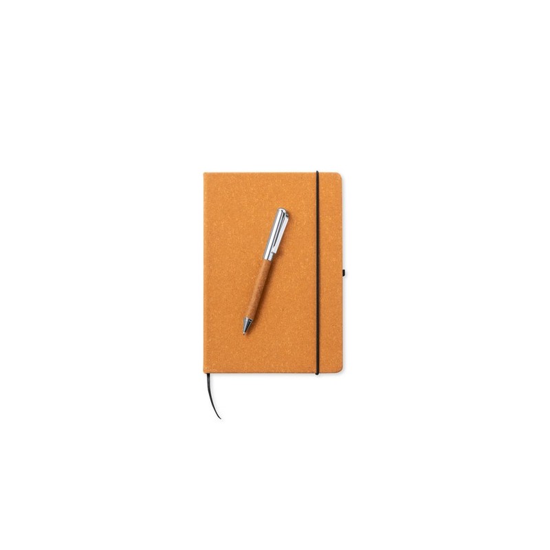 Set Éco-responsable Personnalisé de Cahier et Stylo Nauthax Matières : cuir recyclé Couleurs : marron personnalisation rapide en