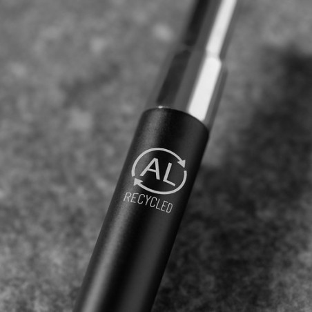 Stylo Éco-responsable Personnalisable Paterson Matières : aluminium recyclé  Couleurs : blanc cadeau collaborateur premium