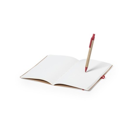 Cahier Pratique Éco-responsable en Carton Recyclé Esteka Matières : carton recyclé Couleurs : noir objet promo petit budget