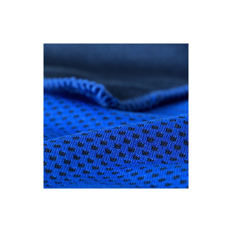 Serviette Rafraîchissante et Personnalisable - Rikat Matières : nylon Couleurs : gris personnalisable avec votre logo