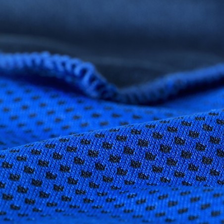 Serviette Rafraîchissante et Personnalisable - Rikat Matières : nylon Couleurs : gris personnalisable avec votre logo