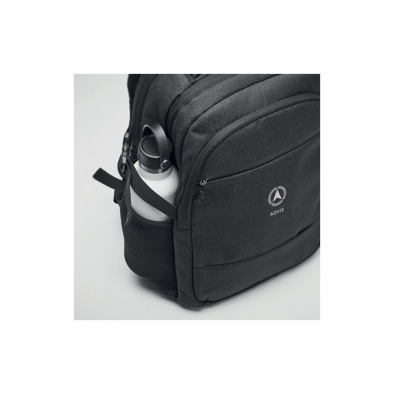 Sacoche Éco-responsable Personnalisable RPET 600D pour Ordinateur HANA Matières : PET recyclé Couleurs : noir impression haute d